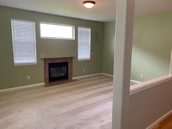 3rd image of 9525 173rd Street Ct E