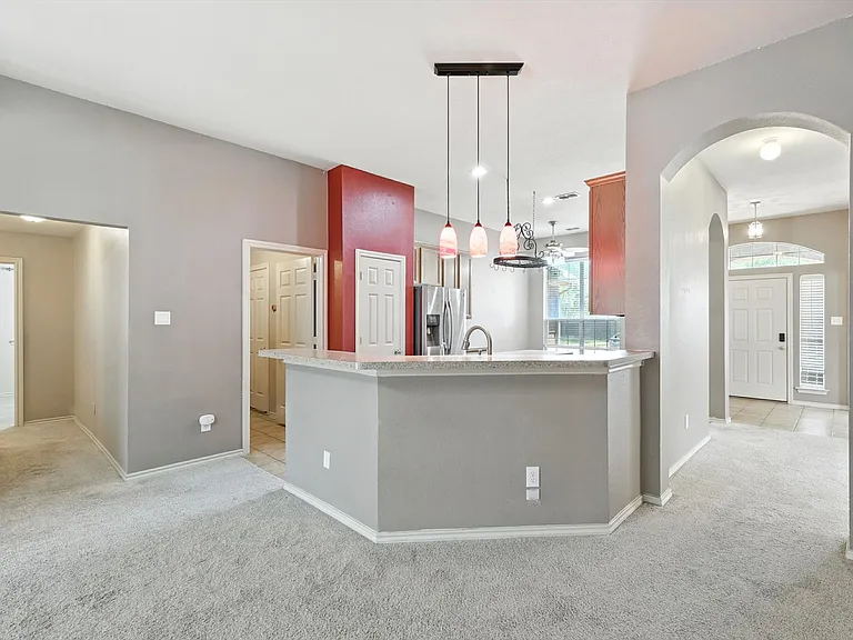 6012 Parkplace Dr — Photo 9