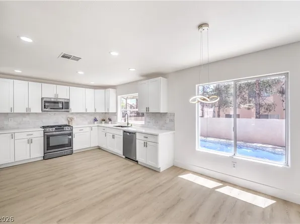9115 Sangria Ln, Las Vegas, NV 89147