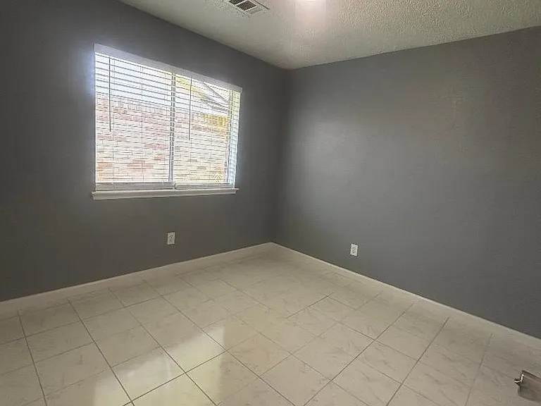 7218 Arista Dr — Photo 14