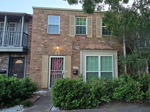 7913 Grove Ridge Dr, Houston, TX 77061