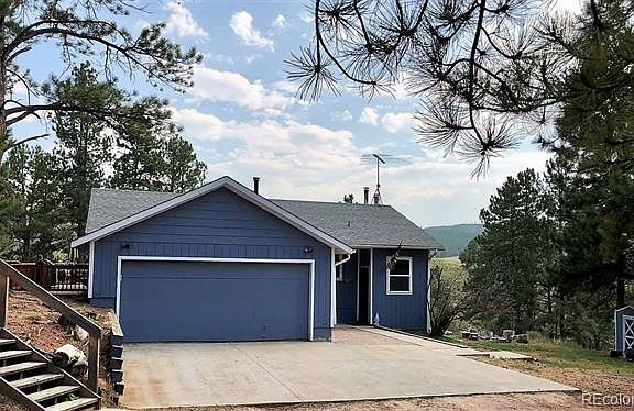 2nd image of 15880 Spruce Dr
