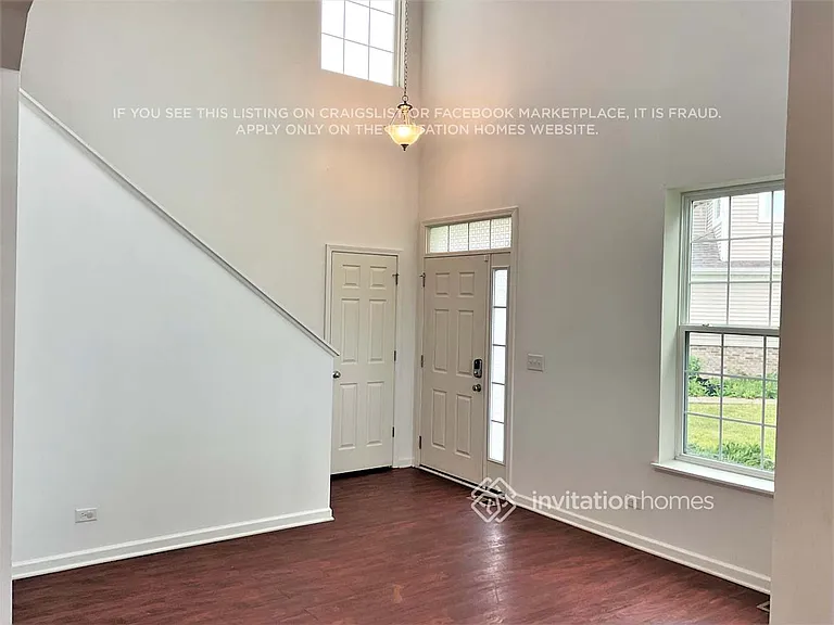 518 Fort Clatsop Ct — Photo 5