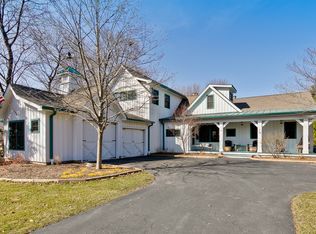 36 Sunset Pl, Lake Bluff, IL 60044