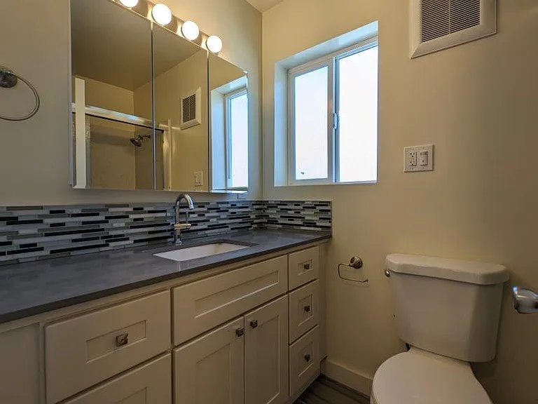 2607 Ellsworth Street — Photo 13