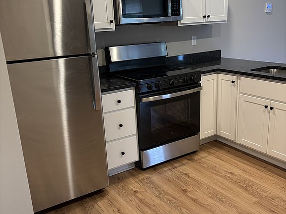 3rd image of 80 Main St #203