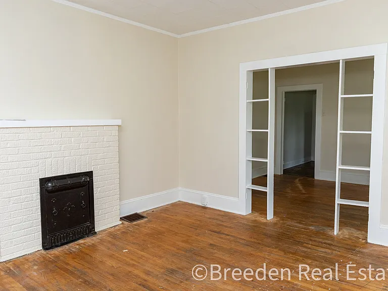 427 N Green St — Photo 2