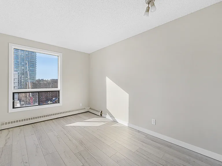 924 14th Ave SW #908 — Photo 14