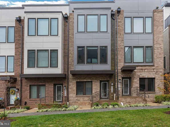 8037 Baxter St, Rockville, MD 20855