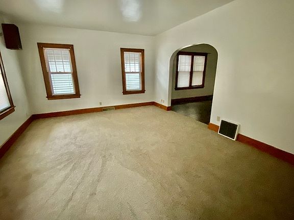 3rd image of 1718 Bayard Park Dr #A
