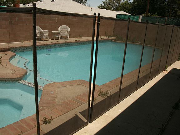 3rd image of 1335 W Avenue H14