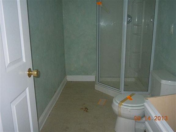 4th image of 37870 Lake Shore Blvd