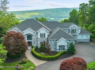 945 Lantern Hill Rd, Shavertown, PA 18708