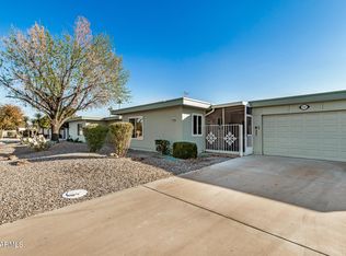 9747 W Royal Ridge Dr, Sun City, AZ 85351