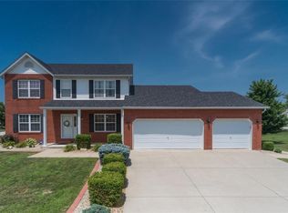 1300 Nottinghill Dr, O Fallon, IL 62269