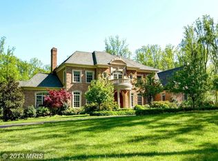 1015 Millwood Rd, Great Falls, VA 22066