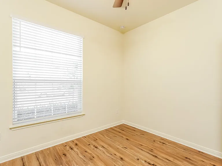 7928 Bluewater Cv — Photo 14