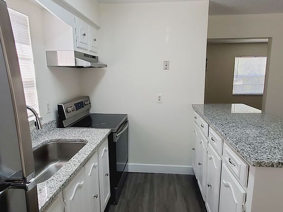 4th image of 5258 Davisson Ave #5248