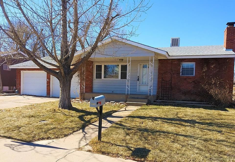 1st image of 2571 Lynwood Ln