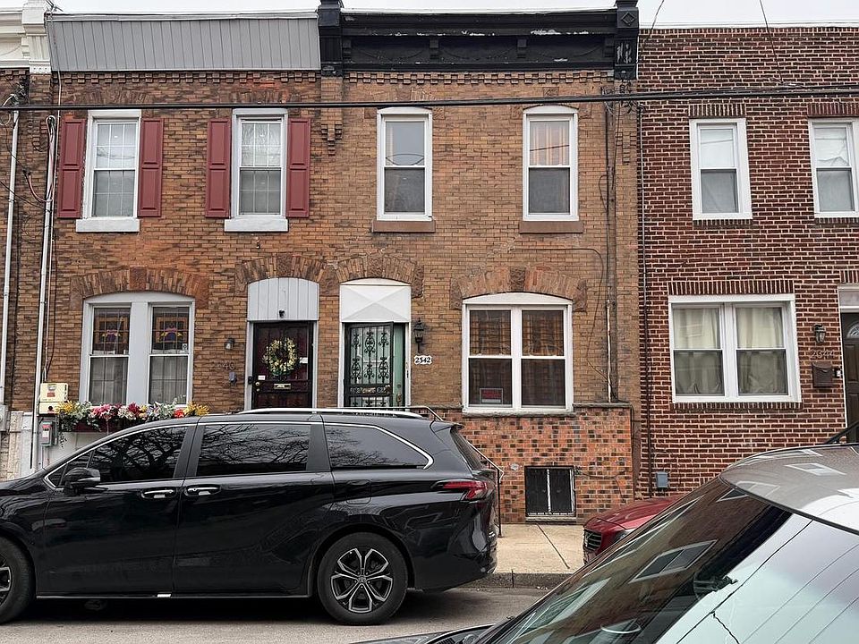 1st image of 2342 Dickinson St