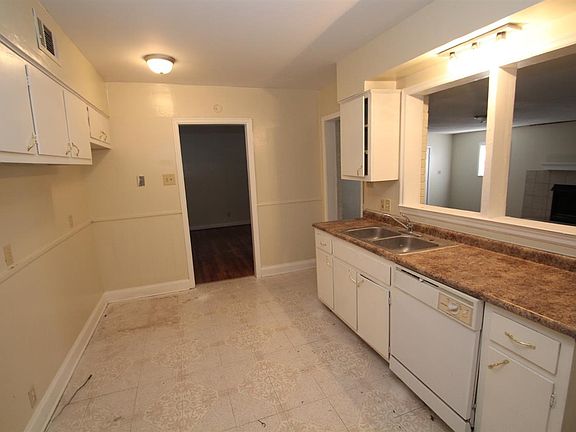 4th image of 1753 Goodhaven Dr