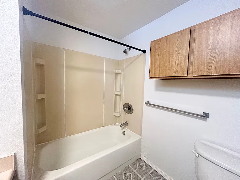 960 Wailupe Dr — Photo 13