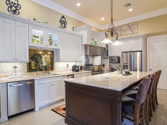 8269 BobOLink Dr West Palm-large-023-30-