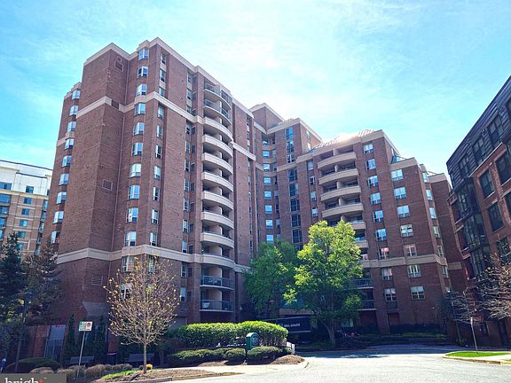 2nd image of 4808 Moorland Ln APT 701