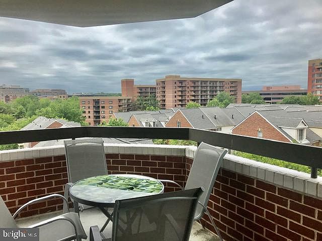 1st image of 1276 N Wayne St APT 620