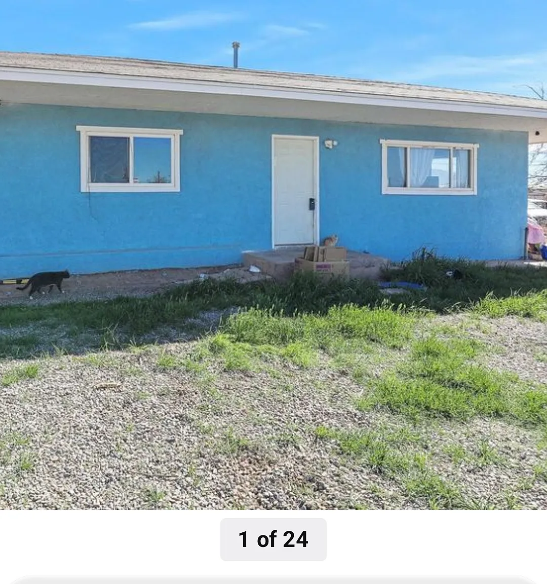 Sage Ave, Alamogordo — Photo 1