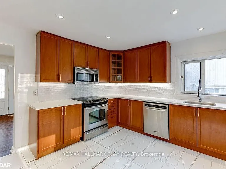 141 Ardagh Rd #1 — Photo 5