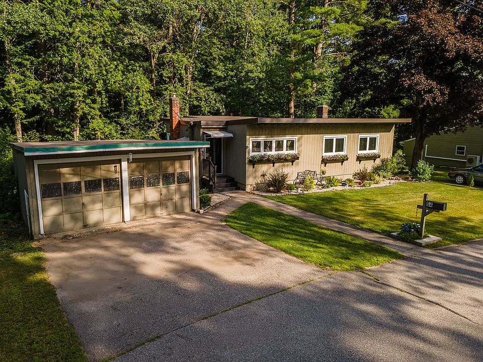 1st image of 64 Fox Circle