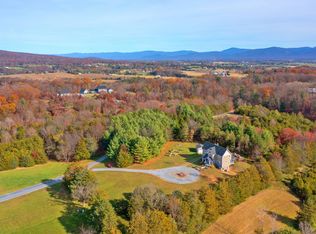 561 Hickory Point Trl, Penn Laird, VA 22846