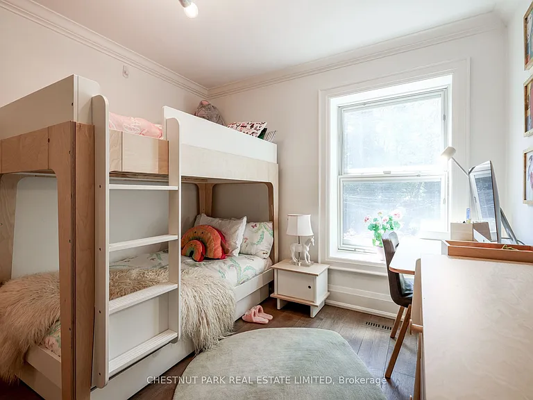 27 Gibson Ave — Photo 16