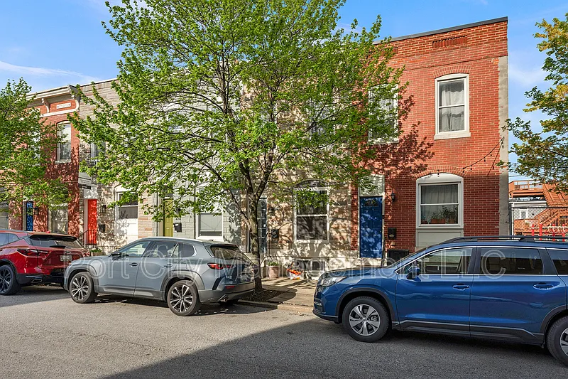 Building Photo - 210 S Bouldin St #1