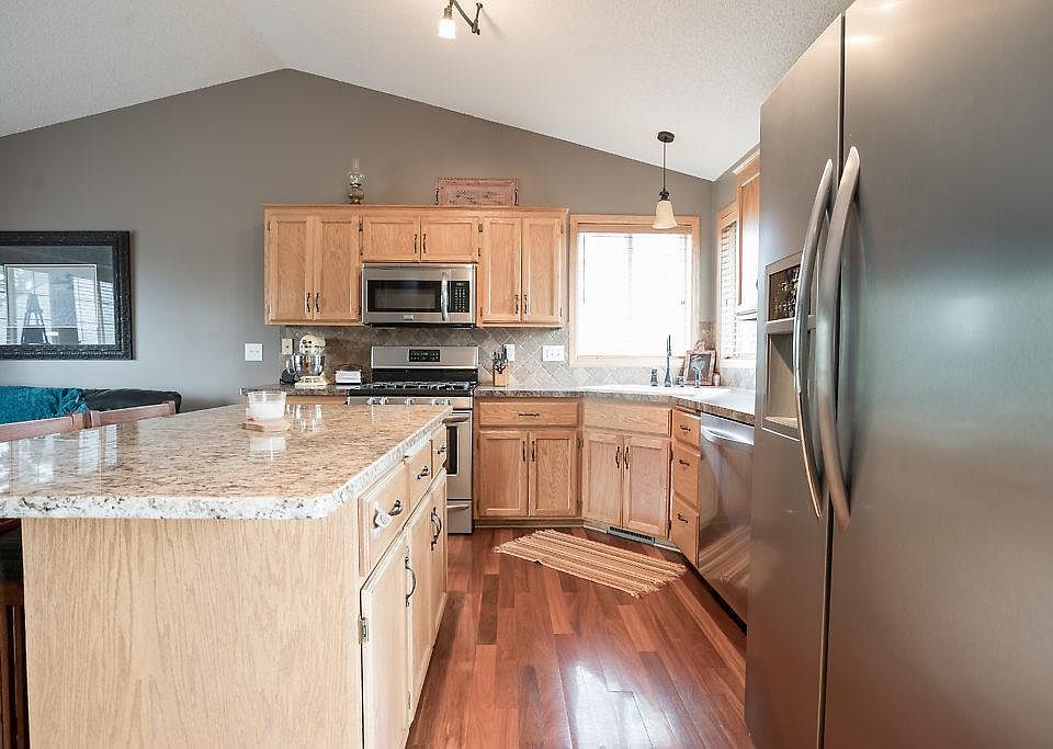 1st image of 13373 Basswood Ln