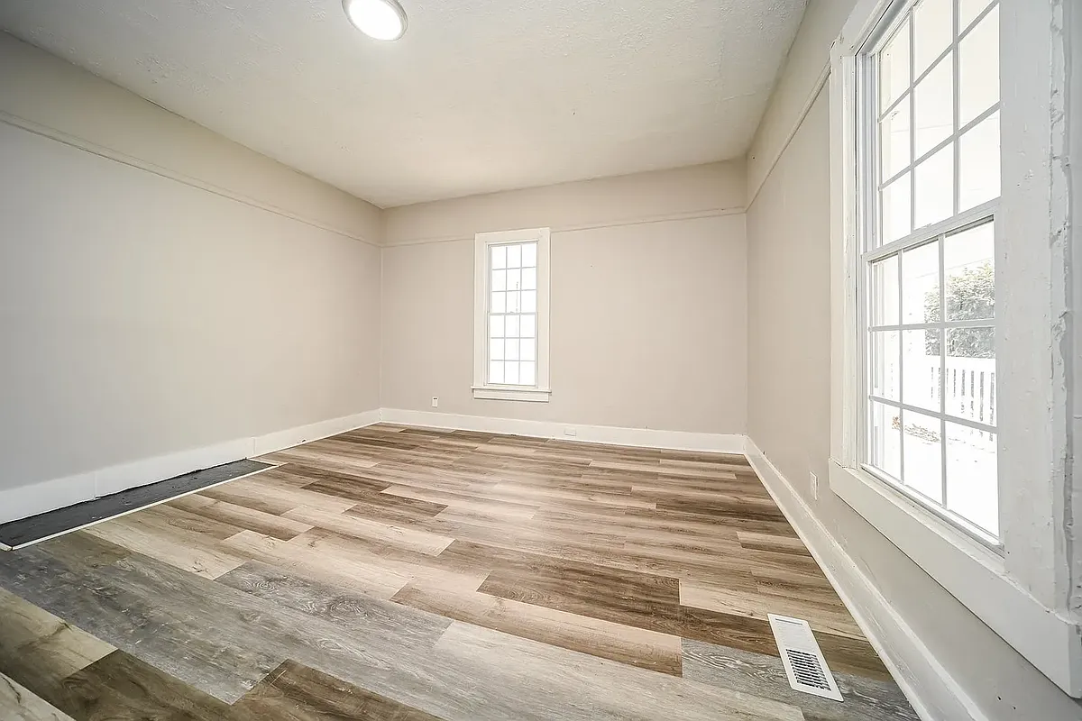 Building Photo - 1213 McNeilly Ave