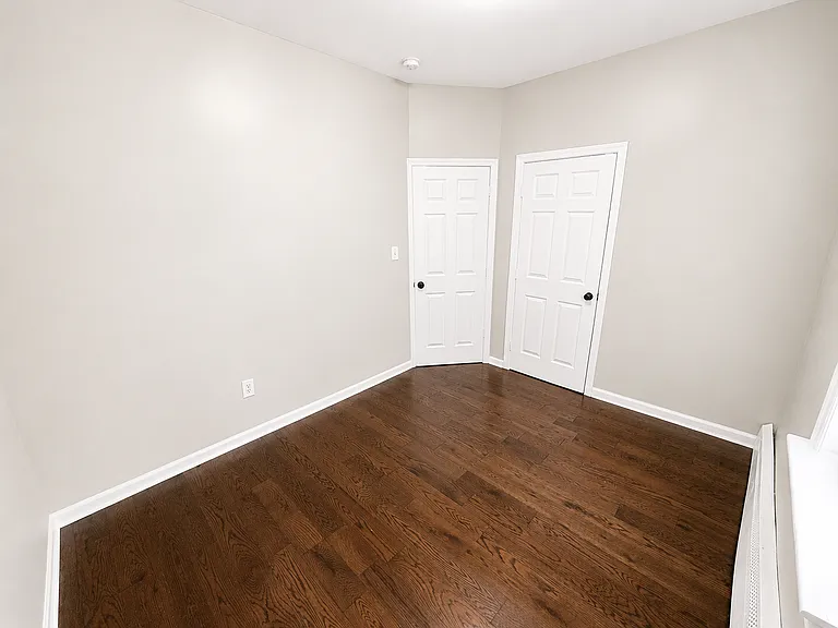 526 S 13th St #1 — Photo 11