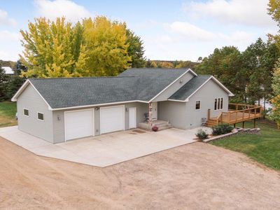 1841 100th St, New Richmond, WI, 54017
