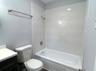 1700 Coronado St, Arlington, TX 76014