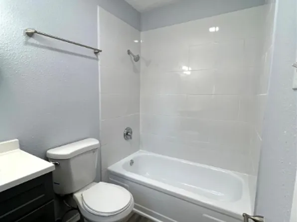 1700 Coronado St, Arlington, TX 76014