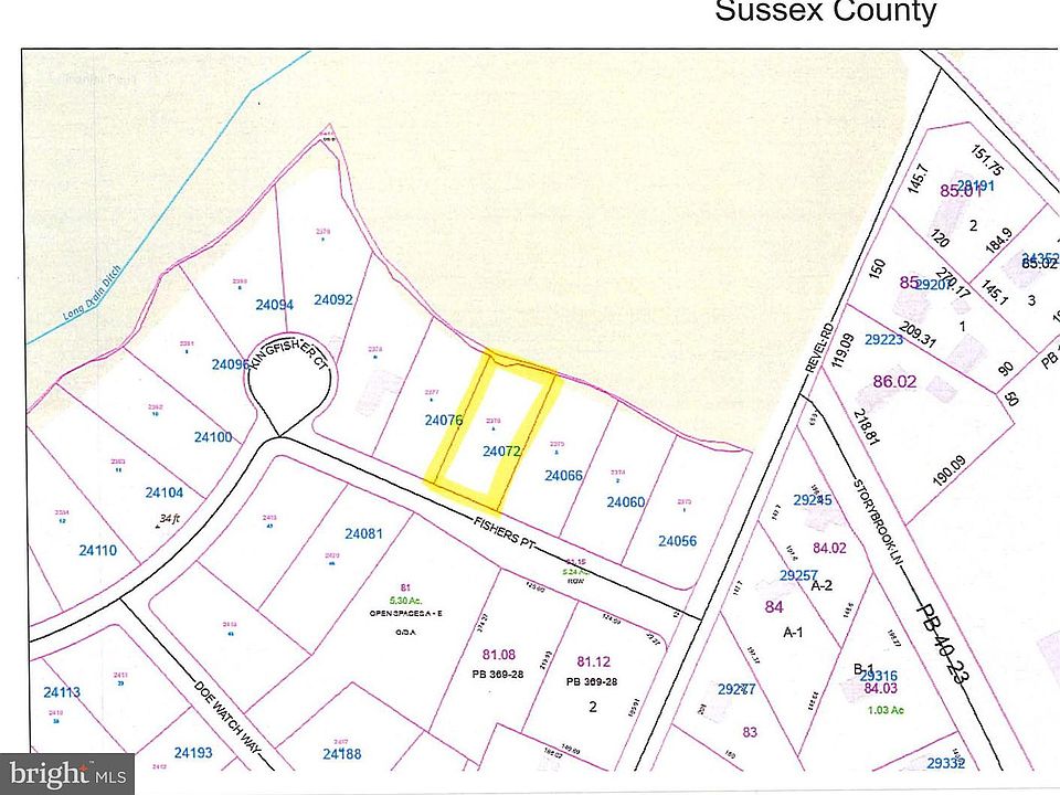 2nd image of 24072 Fishers Point