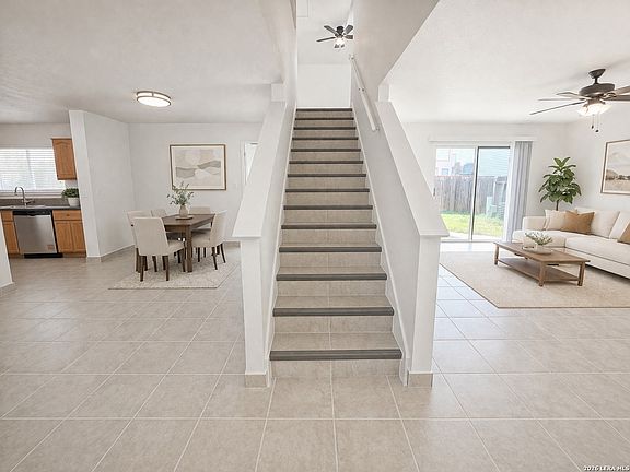 4th image of 8906 Kenton Briar