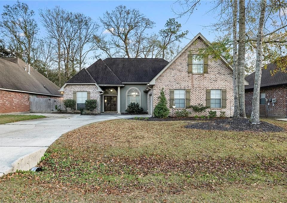 1st image of 373 Autumn Lakes Rd