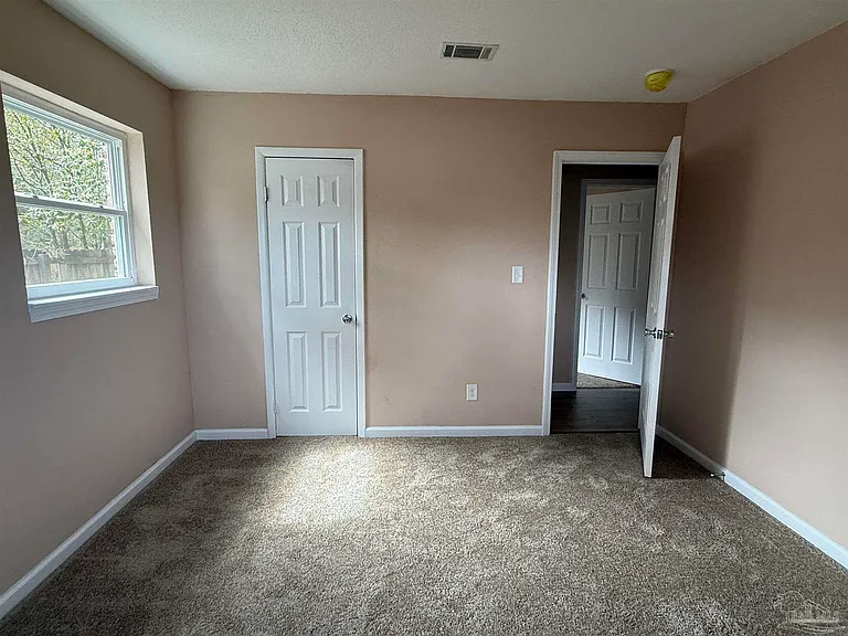 7845 Le Jeune Dr — Photo 28