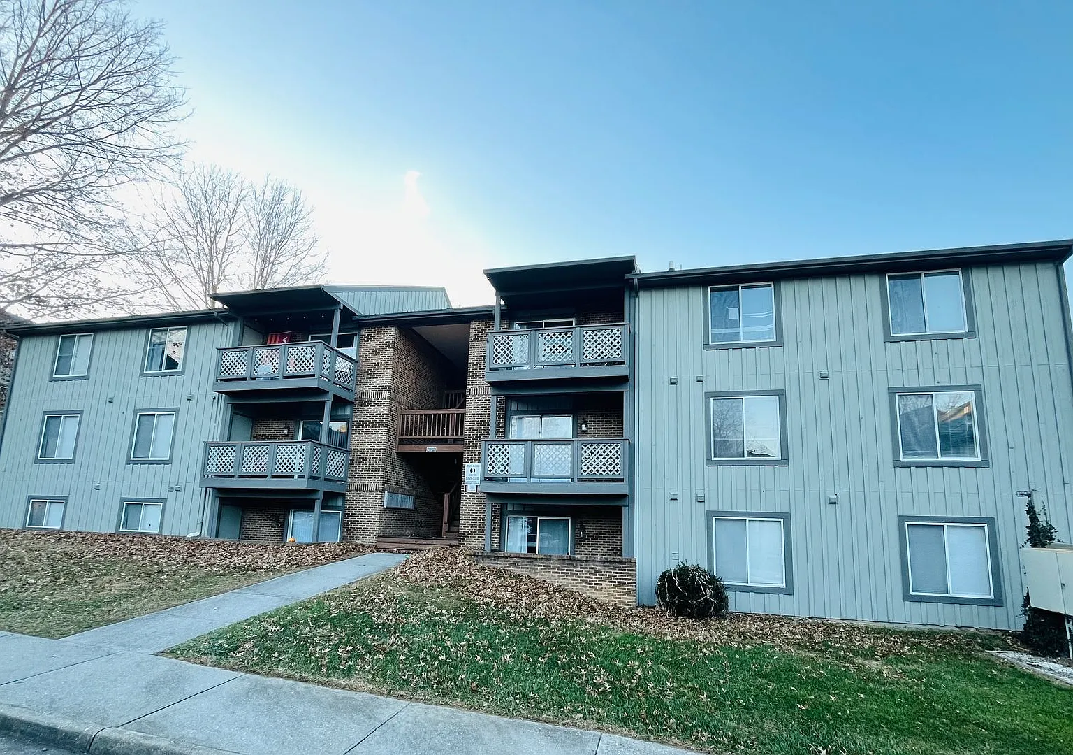 3 Bedroom 2 Bath Condo — Photo 1