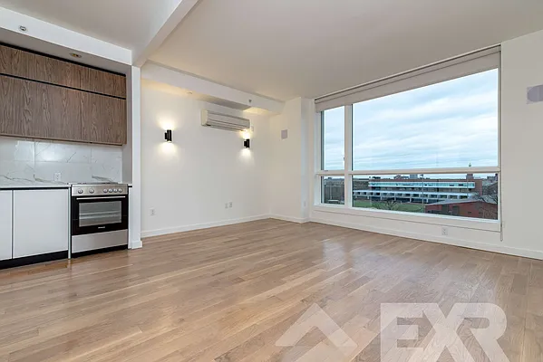 Rented by EXR | media 31