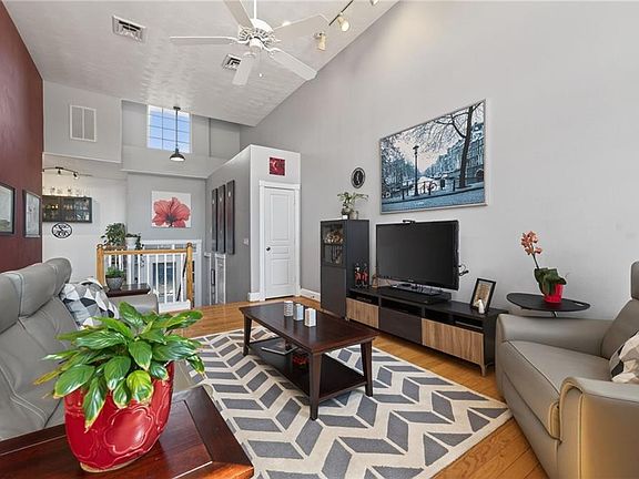 4th image of 504 Crystal Bay Cir