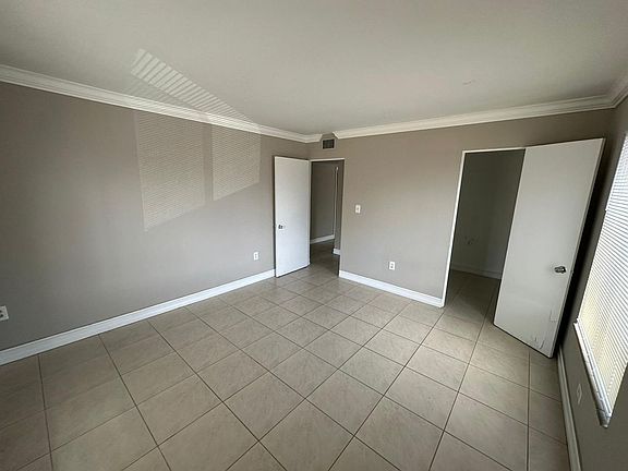 5th image of 1830 Maravilla Ave APT 211
