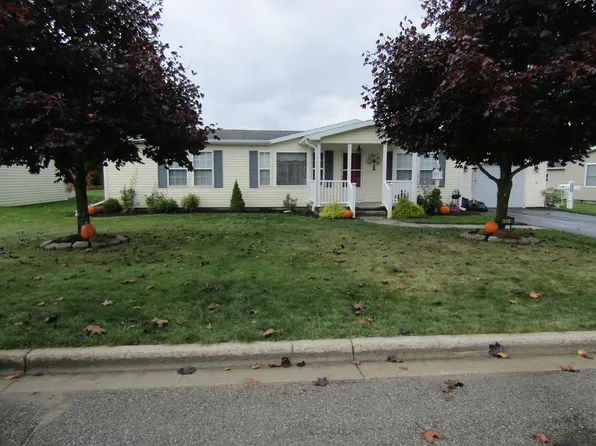 455 W Brege Dr, Rogers City, MI 49779